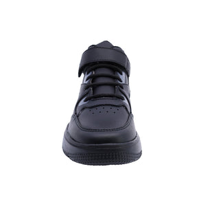 Tenis para niño color negro con agujeta y tira de contacto. 139500