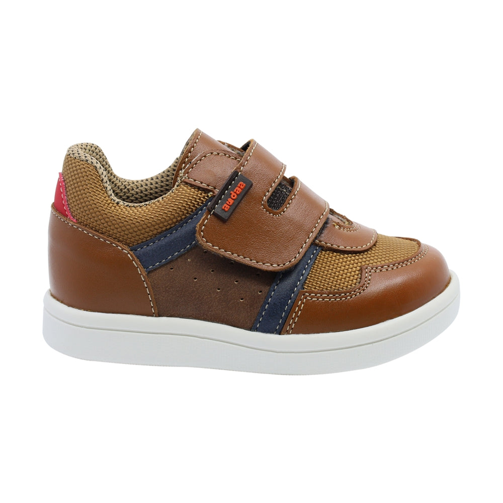 Tenis en piel para niño preescolar color miel con tira de contacto 152905