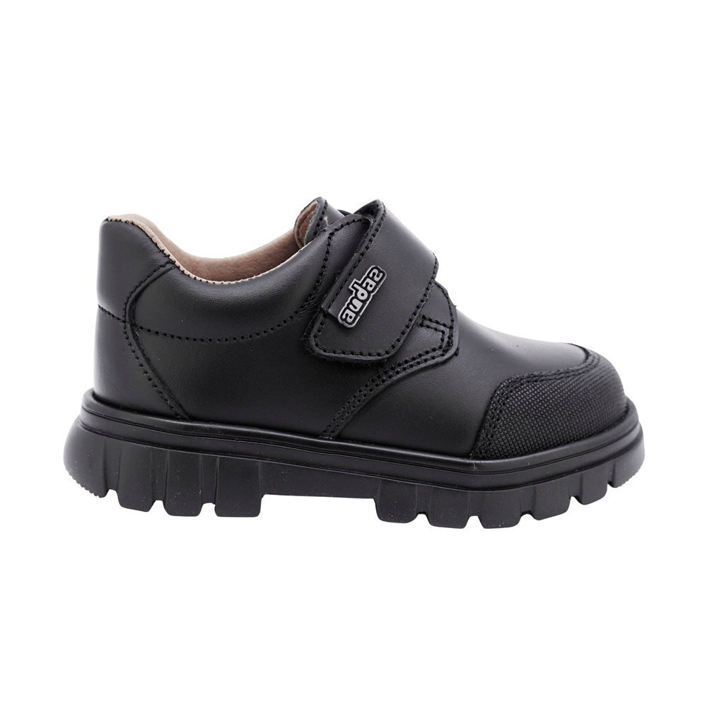 Zapato escolar shieldtech de piel para niño preescolar color negro con tira de contacto 153008