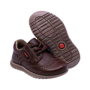 Zapato de piel para niño preescolar color café con agujeta 159302