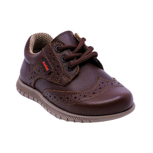 Zapato de piel para niño preescolar color café con agujeta 159302