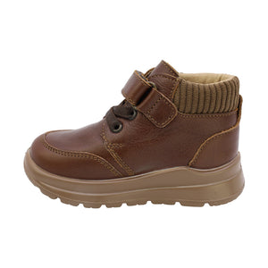 Botas de piel para niño preescolar color café con agujeta y tira de contacto 162603