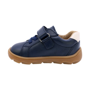 Tenis de piel para niño preescolar color azul con agujeta y tira de contacto 186900