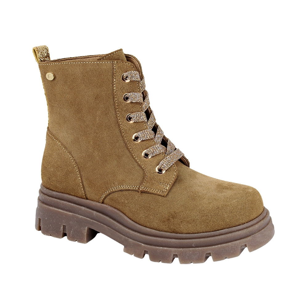 Botas de piel tipo ante para niña color beige con agujeta 431605