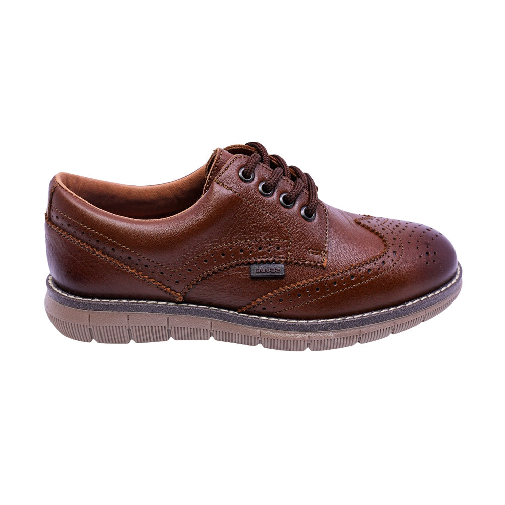 Zapato de piel para niño color miel con agujeta estilo brogue 435502