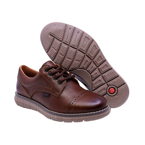 Zapato de piel para niño color miel con agujeta y detalle en la puntera 435503