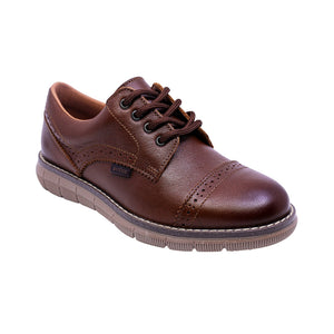 Zapato de piel para niño color miel con agujeta y detalle en la puntera 435503