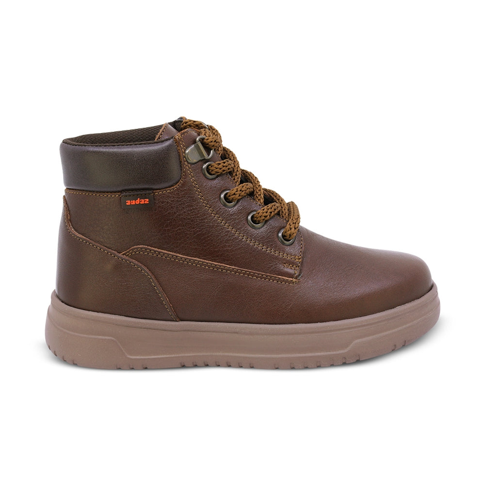 Botas de piel para niño color café con agujeta 443501