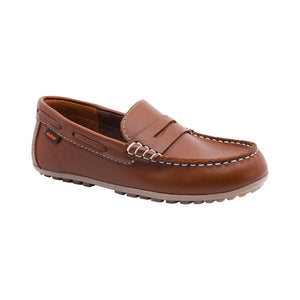 Mocasín de piel para niño color café claro con suela resistente 445300