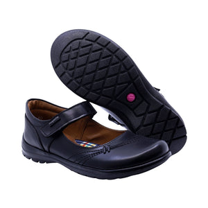 Zapato escolar de piel para niña color negro con costuras decorativas 54400