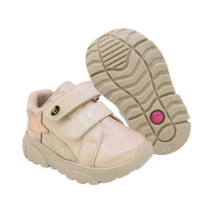 Tenis para bebé niña color oro con doble tira de contacto y estrella 955703