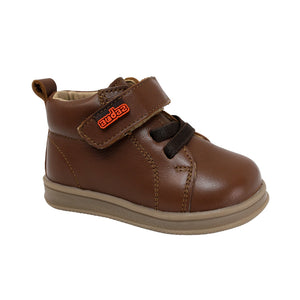 Botitas softy de piel para bebé niño color café con agujeta elástica y tira de contacto 956306