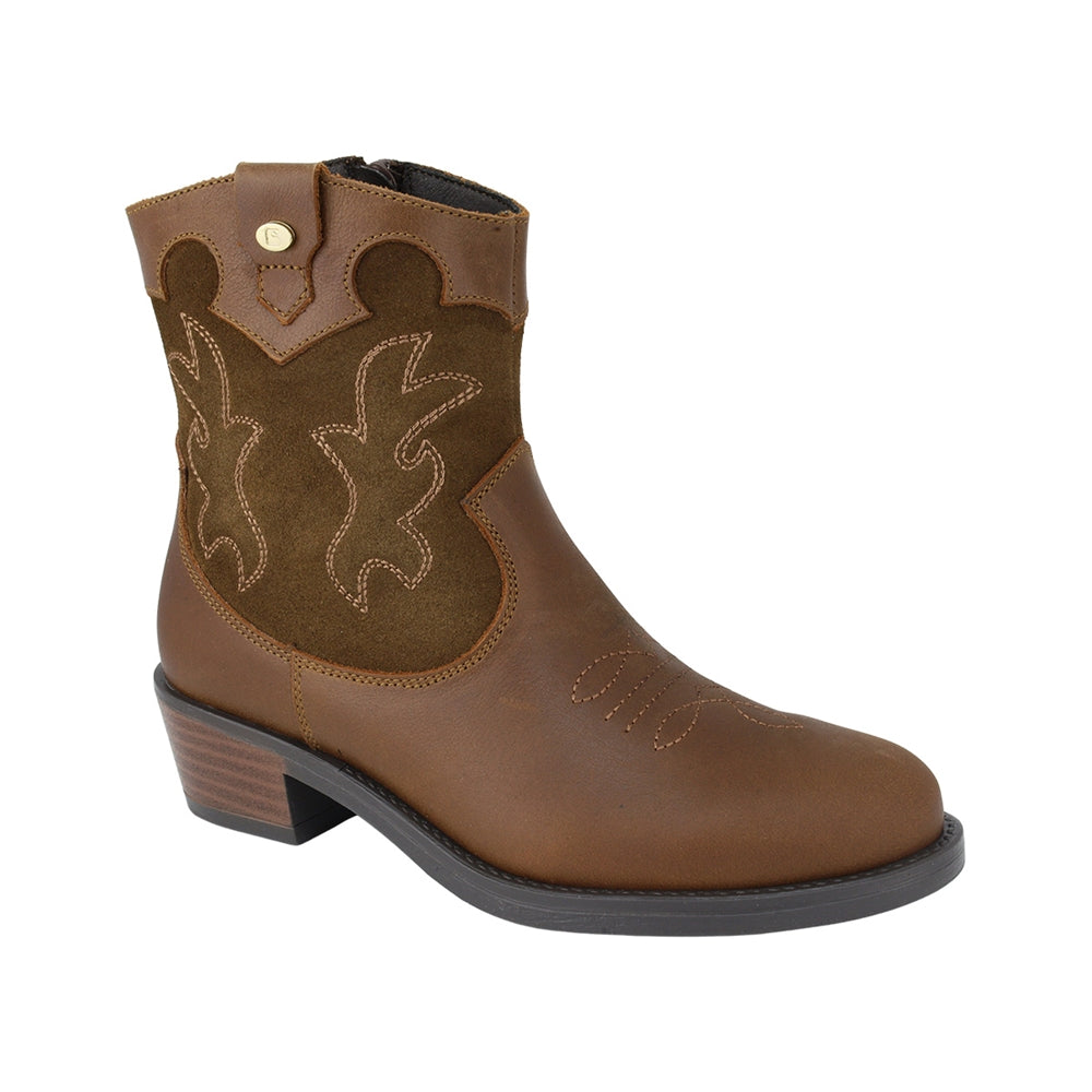 Botas de piel para niña color café claro con bordado lateral 97904